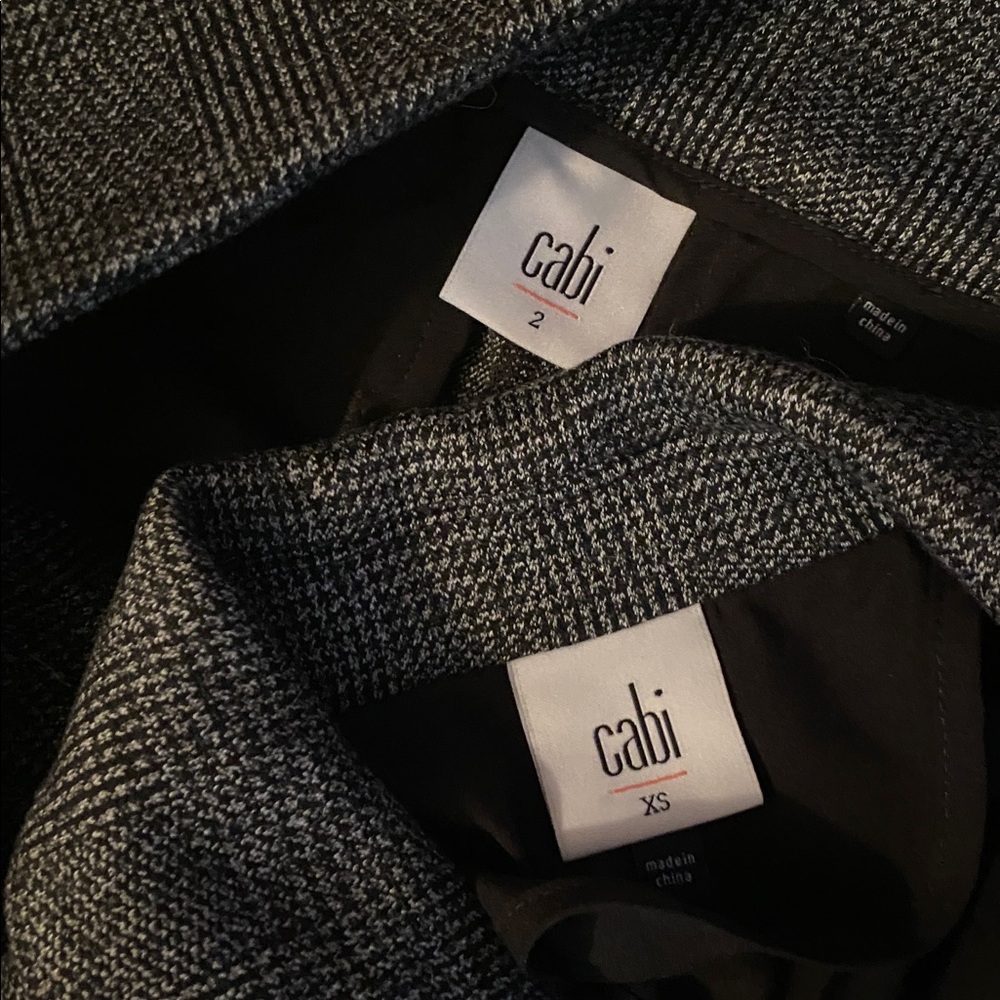 Elegant Gray Women's Knit Suit Set. Top is xs, pants are 2. Cabi brand. - Picture 6 of 6